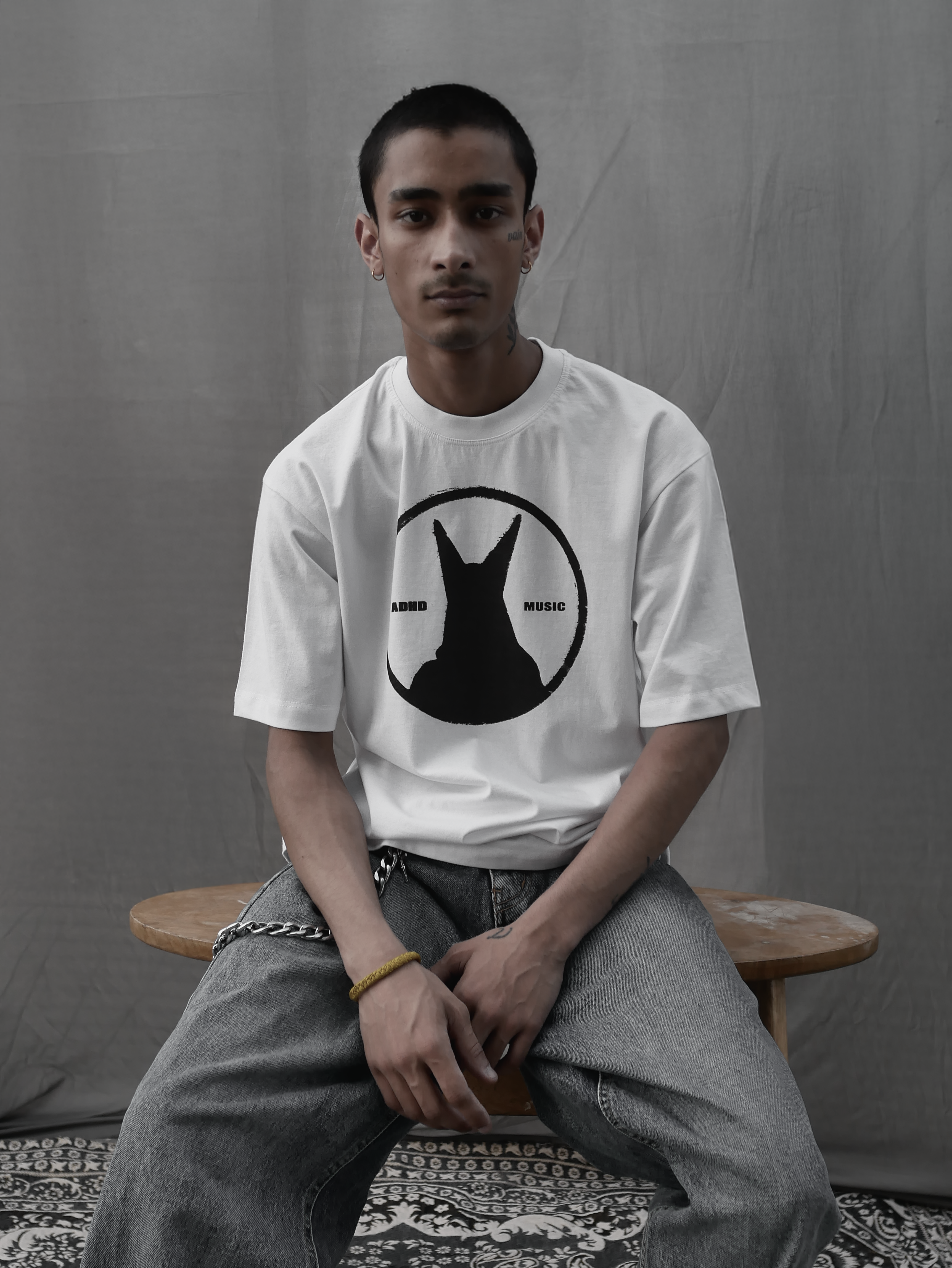MUSIC_07 – young vamp life oversized tee